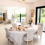 فندق مبيت وإفطار Le Champ Du Renne *