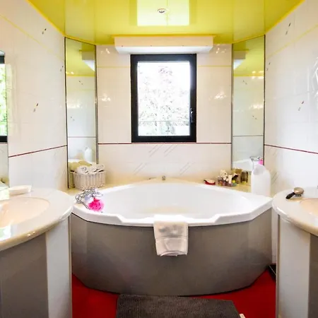 Panzió Le Champ Du Renne Le Mans