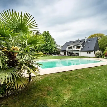 Le Champ Du Renne Le Mans