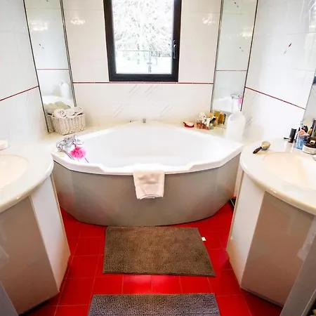 Le Champ Du Renne Panzió *