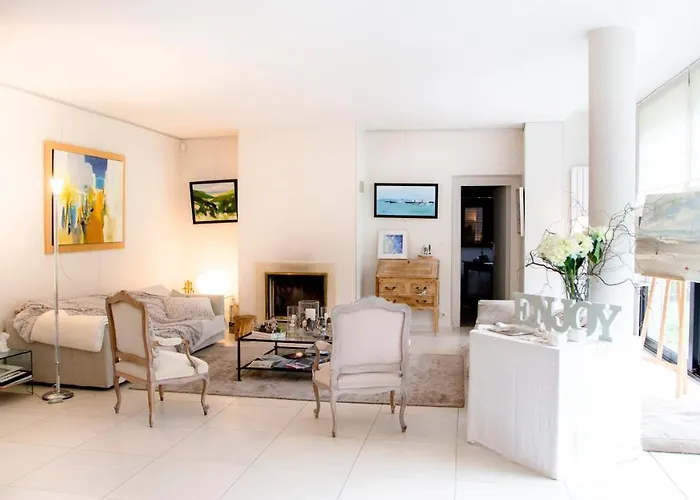 Le Champ Du Renne فندق مبيت وإفطار *