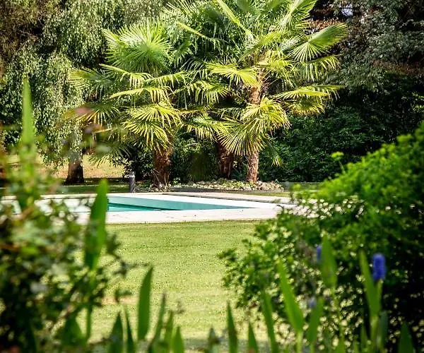 Oda ve Kahvaltı Le Champ Du Renne