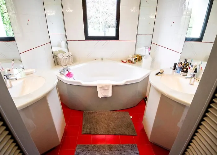 Le Champ Du Renne Frühstückspension *