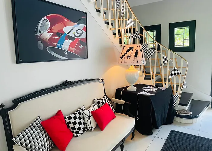 Le Champ Du Renne * لو مان